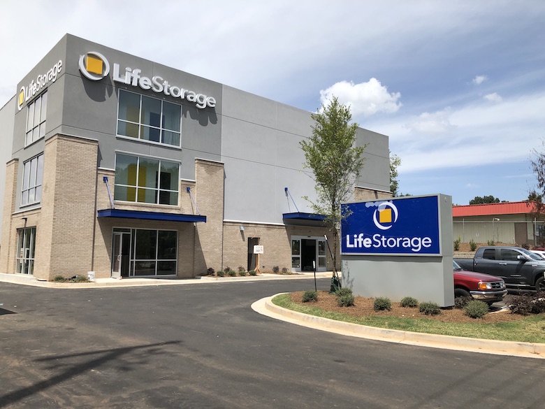 Life Storage beefs up fulfillment service as e-commerce rises